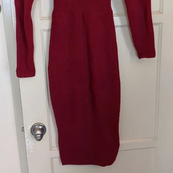 Express Midi Sweater Dress - Picture 4 of 14